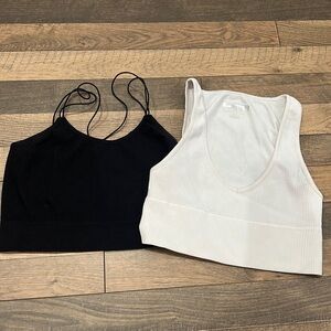 2pc Ribbed Compression Workout Cropped Tank Tops White and Black Size Small
